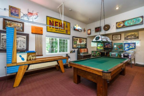 Creme de la Creme 1 - Pet Friendly Near Dunn Court Beach